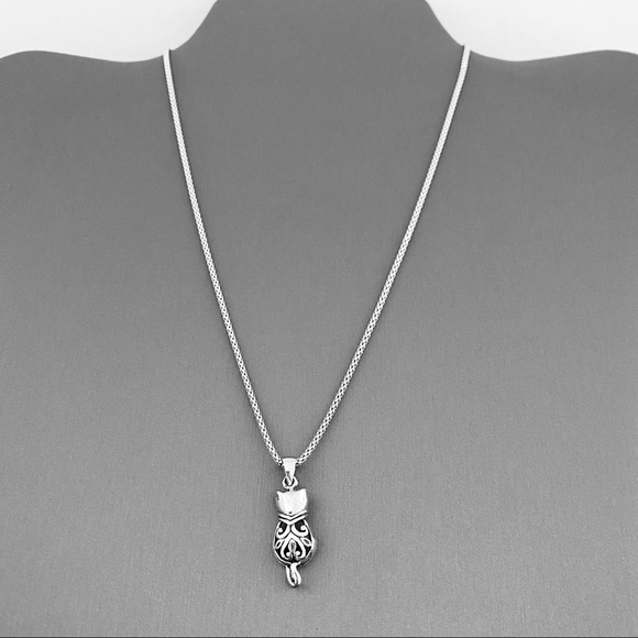 Sterling Silver Filigree Cat Necklace, Kitty Chain, Pet Animal Jewelry, Kittens - Picture 2 of 8